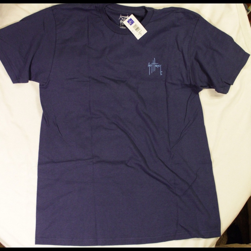 NWT Men's Guy Harvey shirt in size Large.